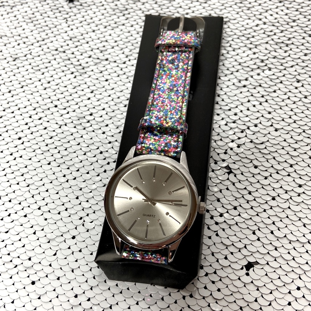 🆕 AVON Colored Sequin Wrist Watch